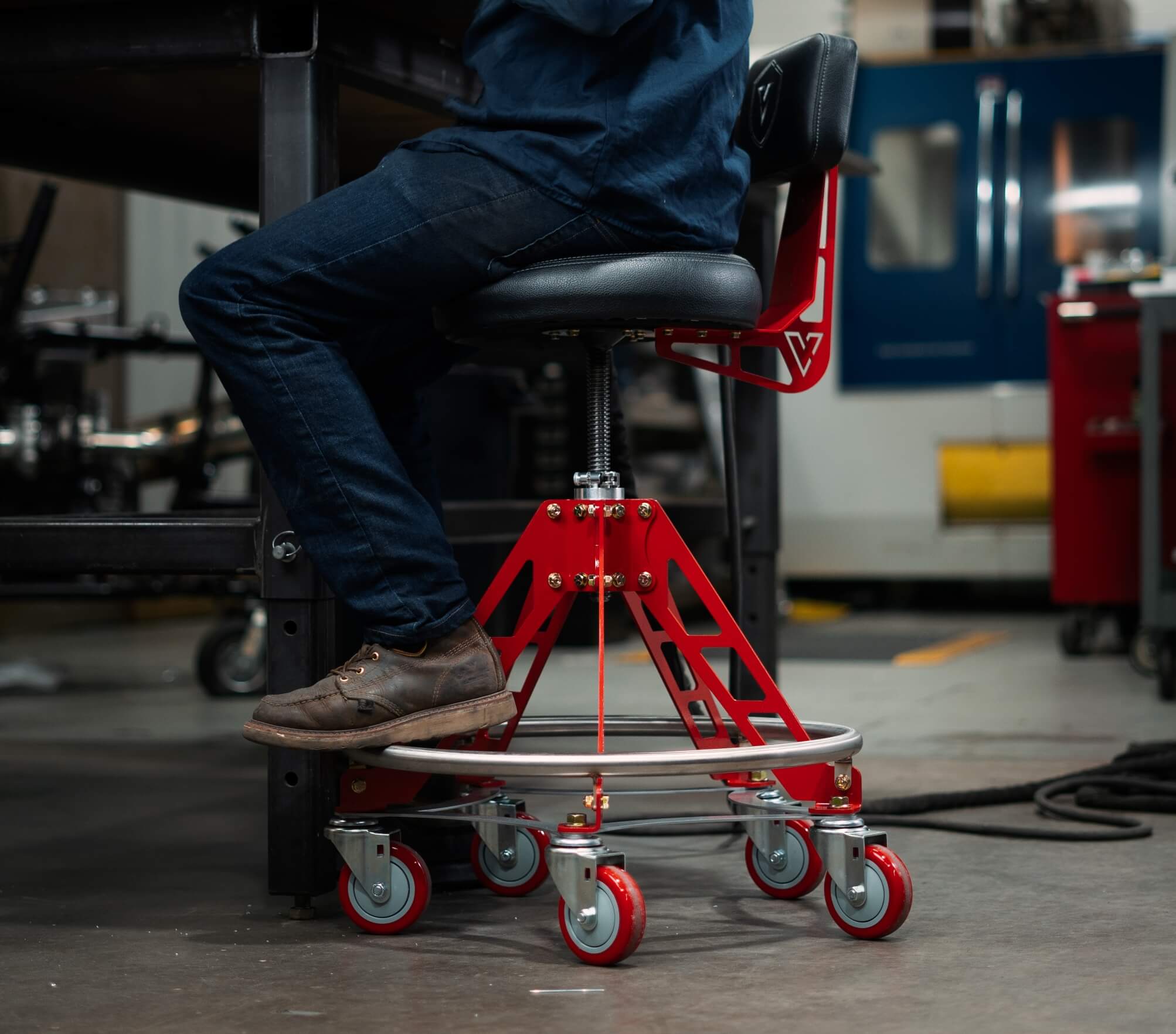 Workshop chair with wheels new arrivals